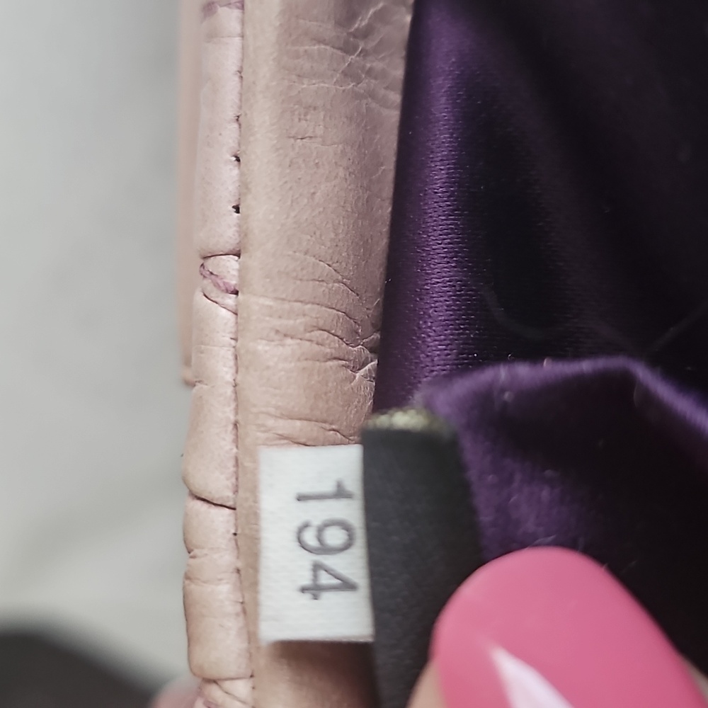 Sale**Miu Miu matelasse nude/Pink Bag - Picture 9 of 9
